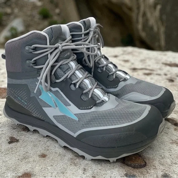 Altra Gray and Blue Athletic Shoes - Picture 1 of 10